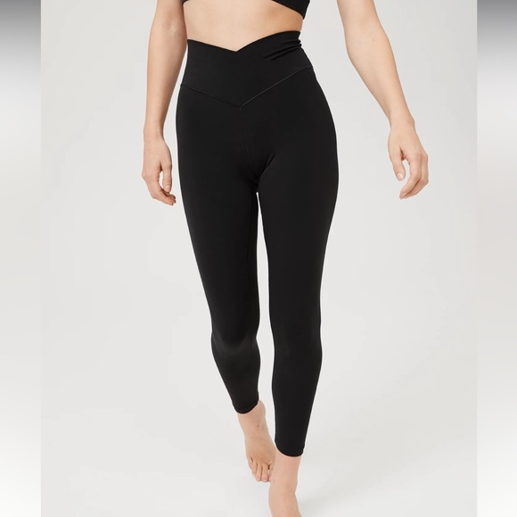 aerie Pants - Aerie Offline Real Me Black Leggings crossover Waist Sz M